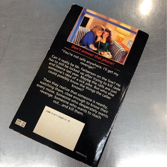 Vintage Fear Street: Wrong Number 2 by: R.L. Stine, paperback book - Picture 5 of 6